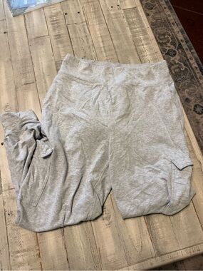 AERIE Light Gray Cargo Jogger Pants